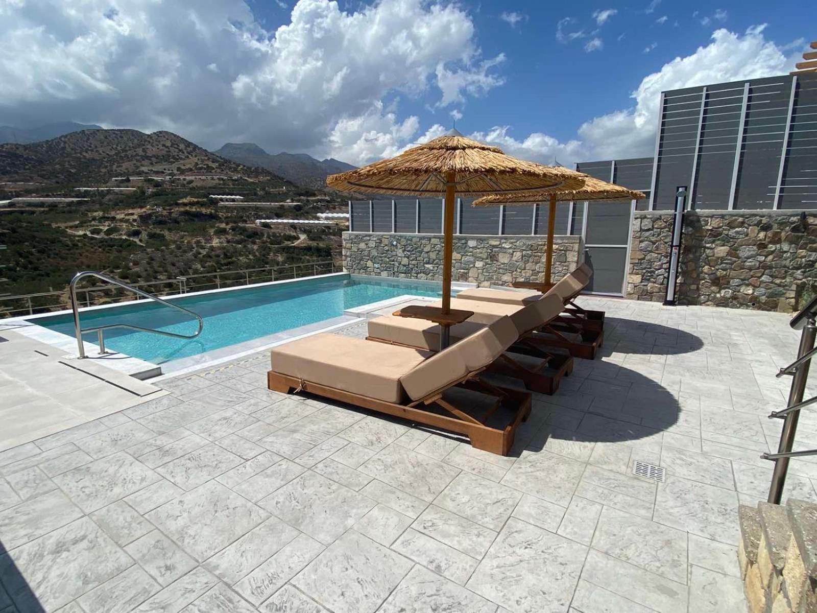 Mediterranean View Villa Makrýgialos Exteriör bild